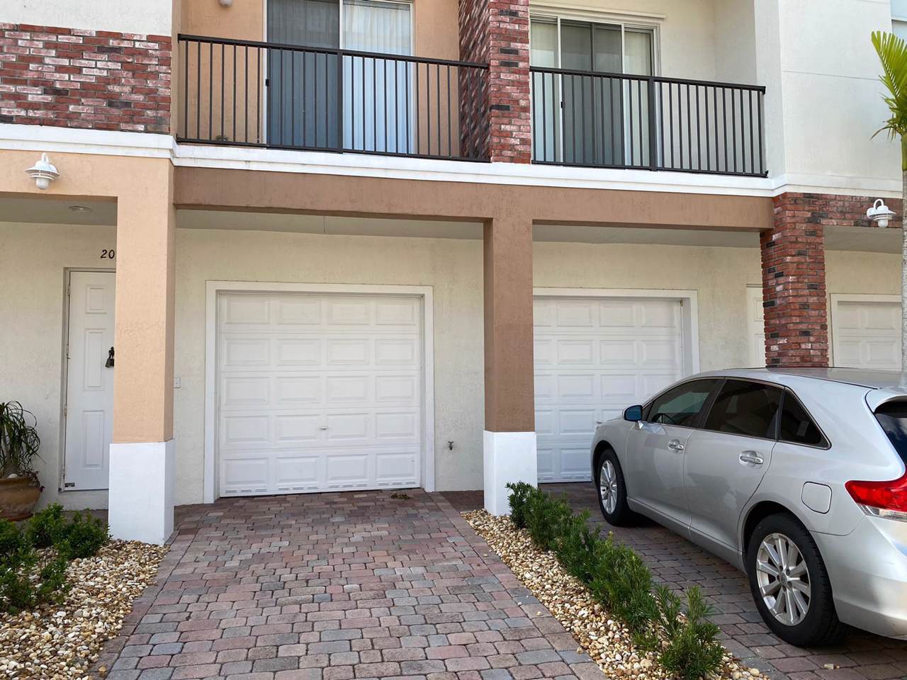 10320 Stephanie Way - Photo 1