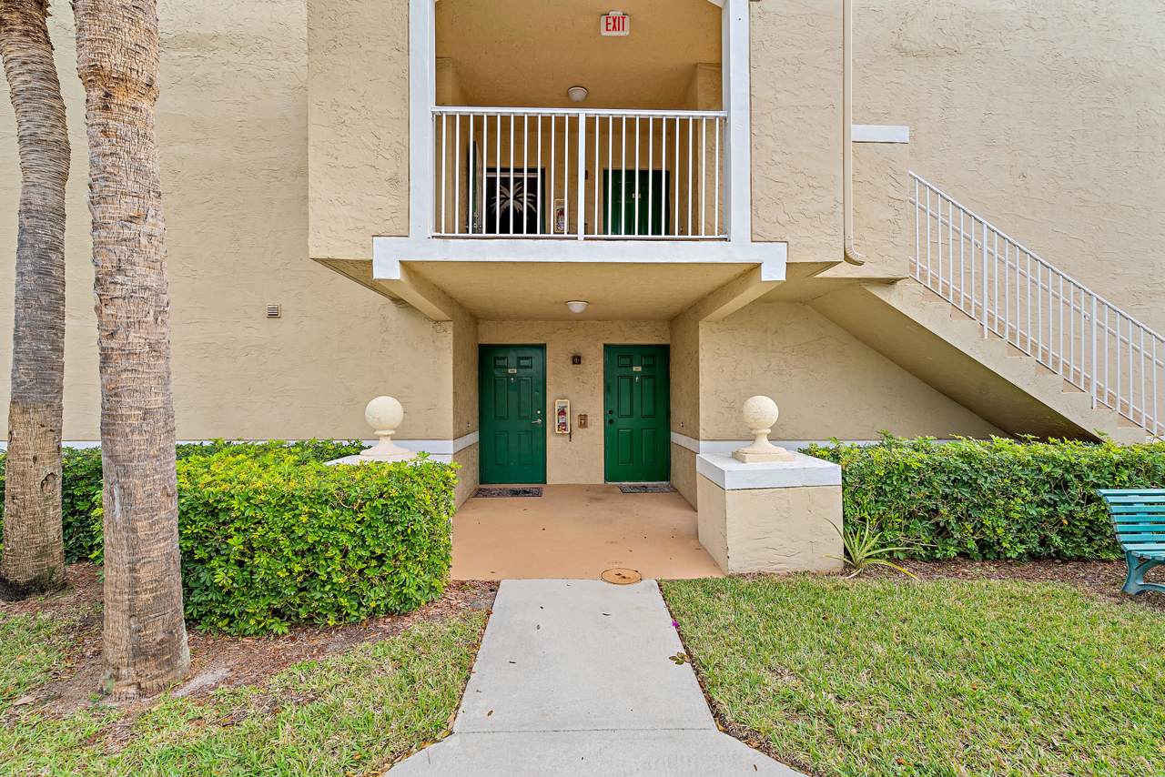 266 Village Boulevard - Photo 1 266 Village Boulevard - Photo 1