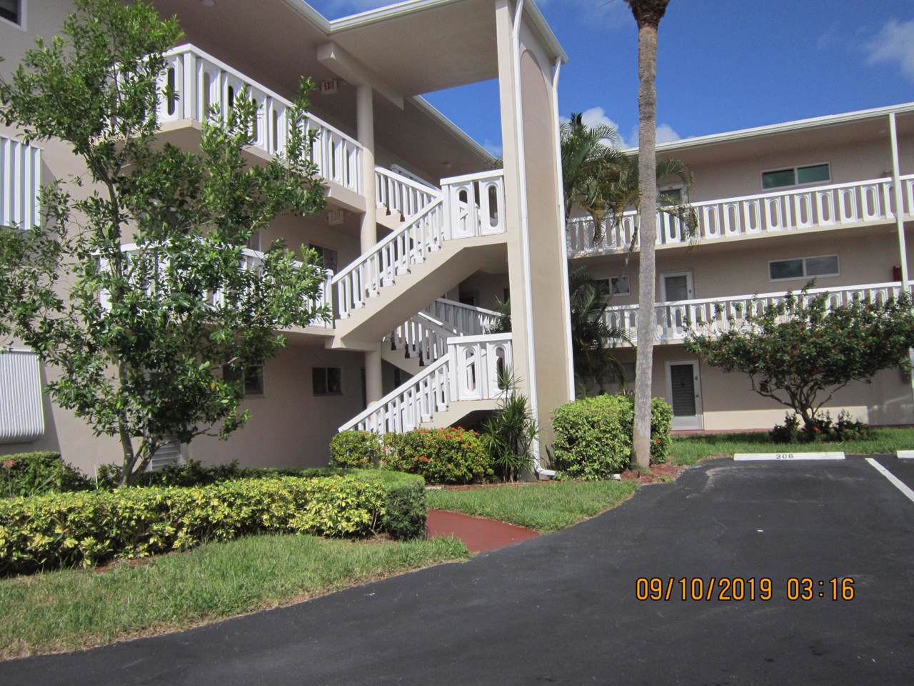 2566 Garden Drive - Photo 1