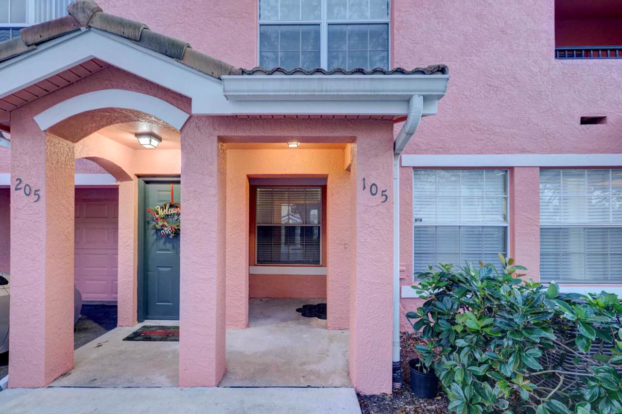 168 Peacock Boulevard - Photo 1