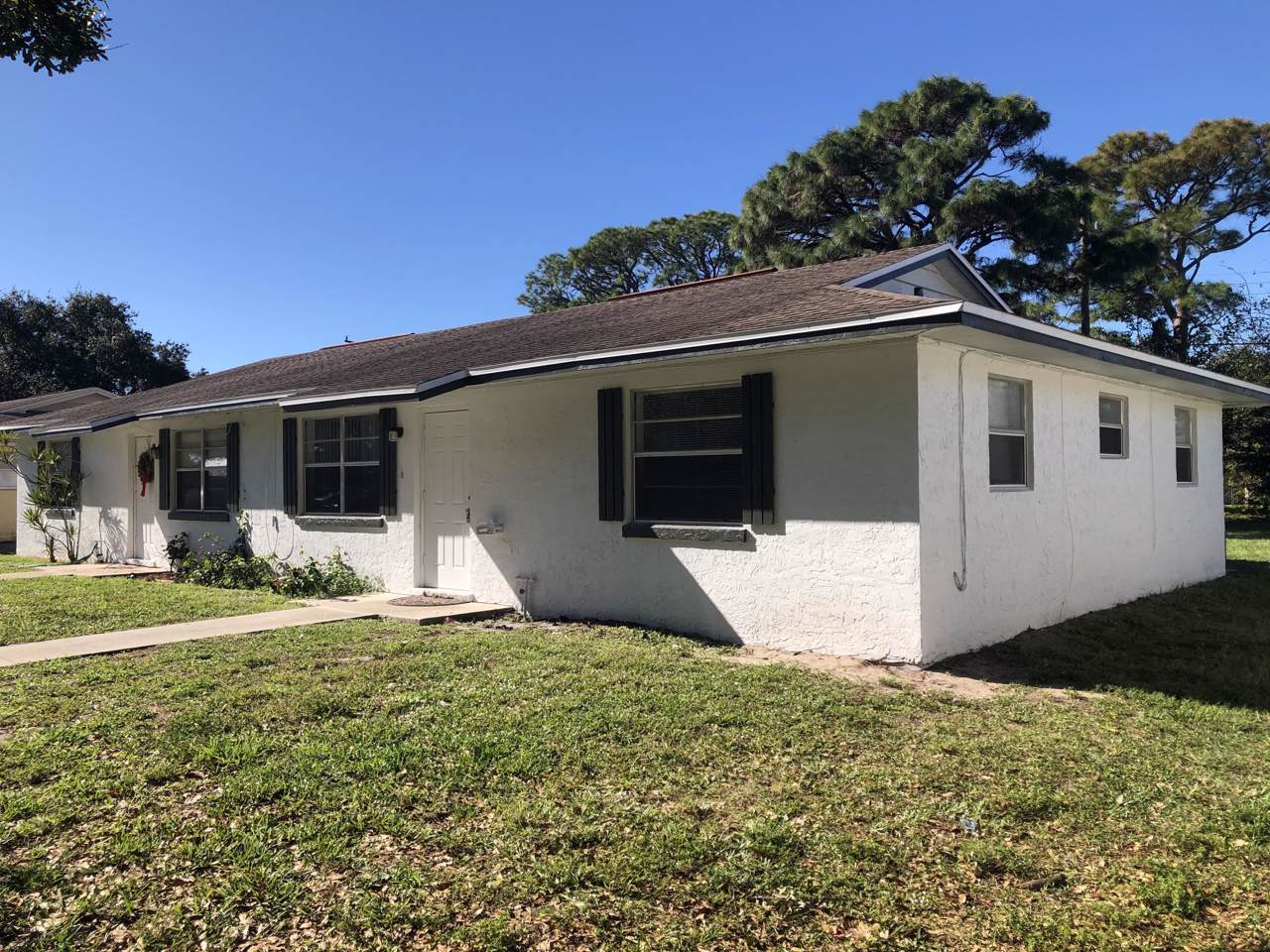 2737 Niagara Avenue - Photo 1
