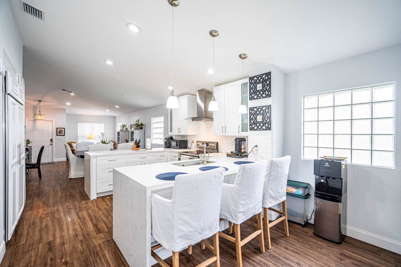 6140 Willoughby Circle - Photo 1