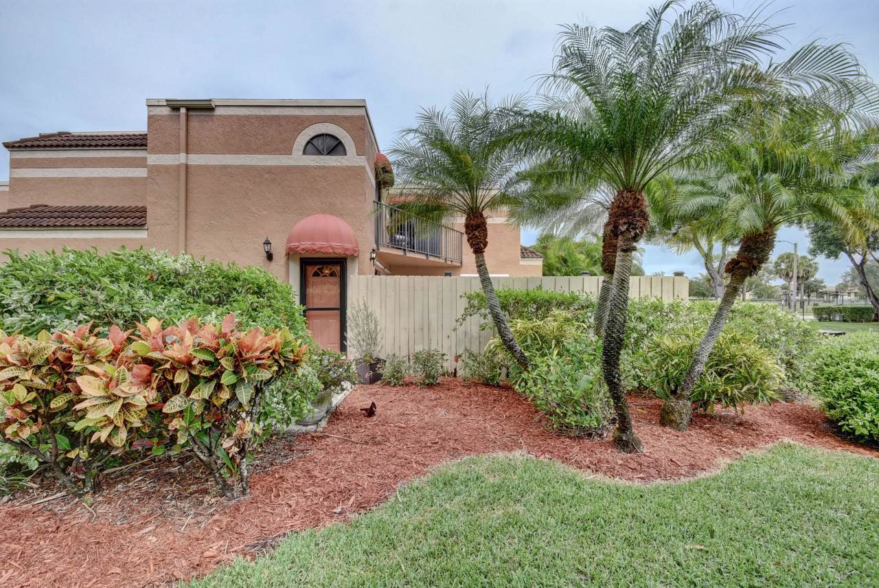 6135 Seven Springs Boulevard - Photo 1