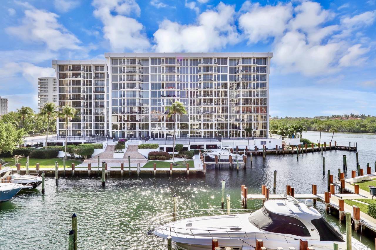 4750 Ocean Boulevard - Photo 1