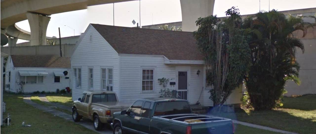 1104 Sunset Road - Photo 1