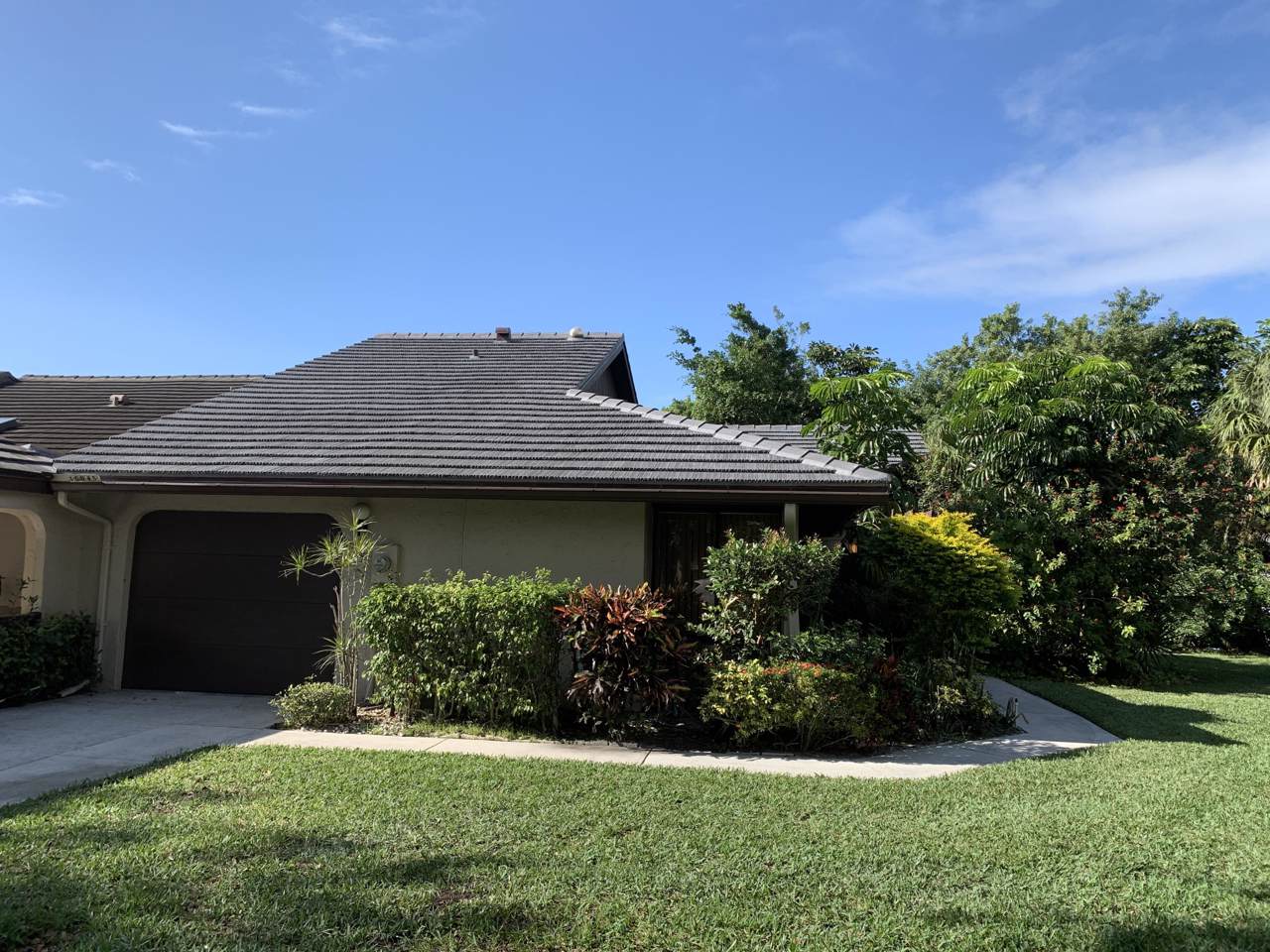 10045 Shadywood Place - Photo 1