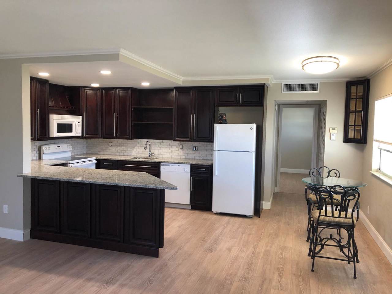219 Flanders Drive - Photo 1