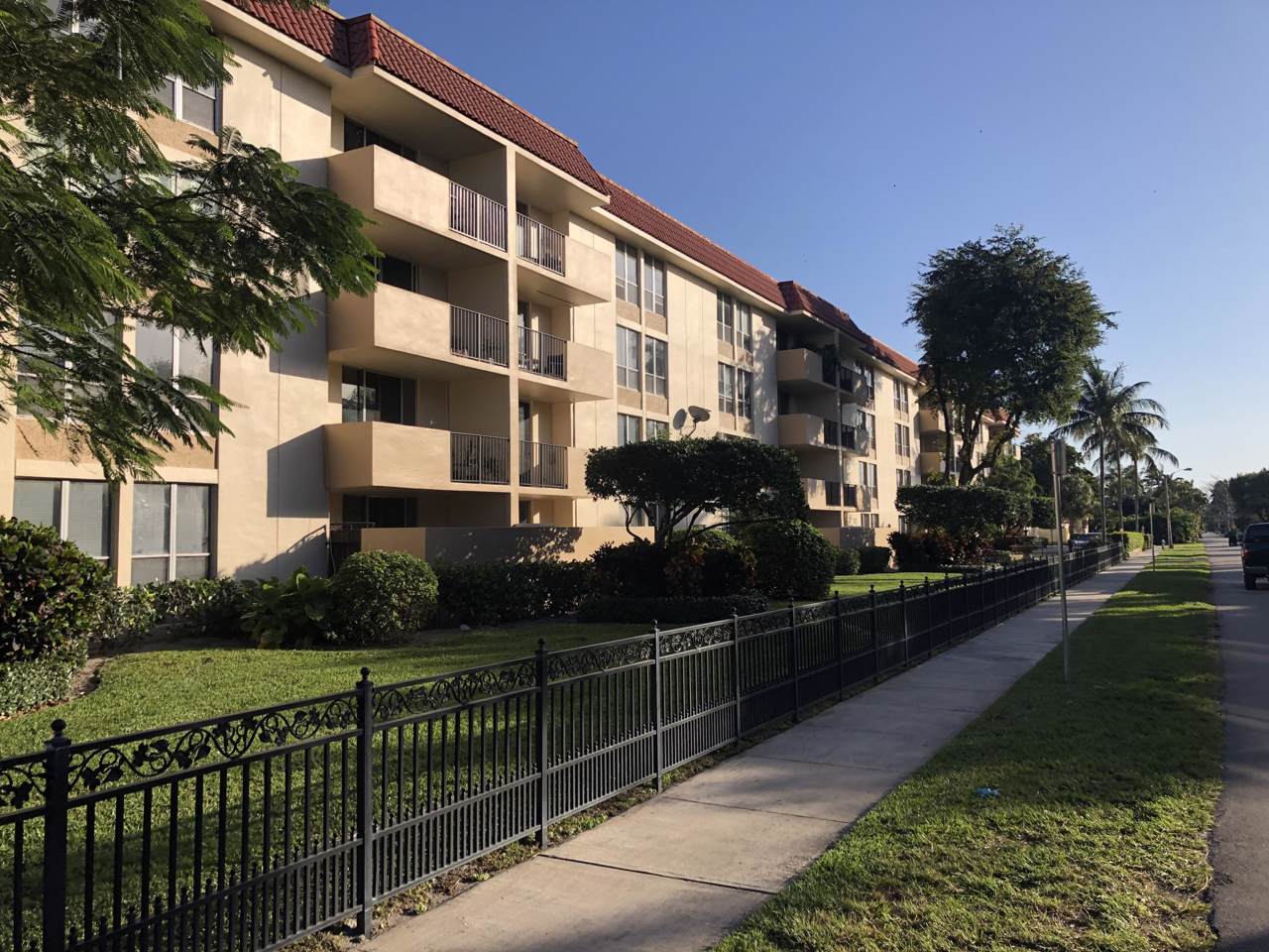 1000 Spanish River Road - Photo 1