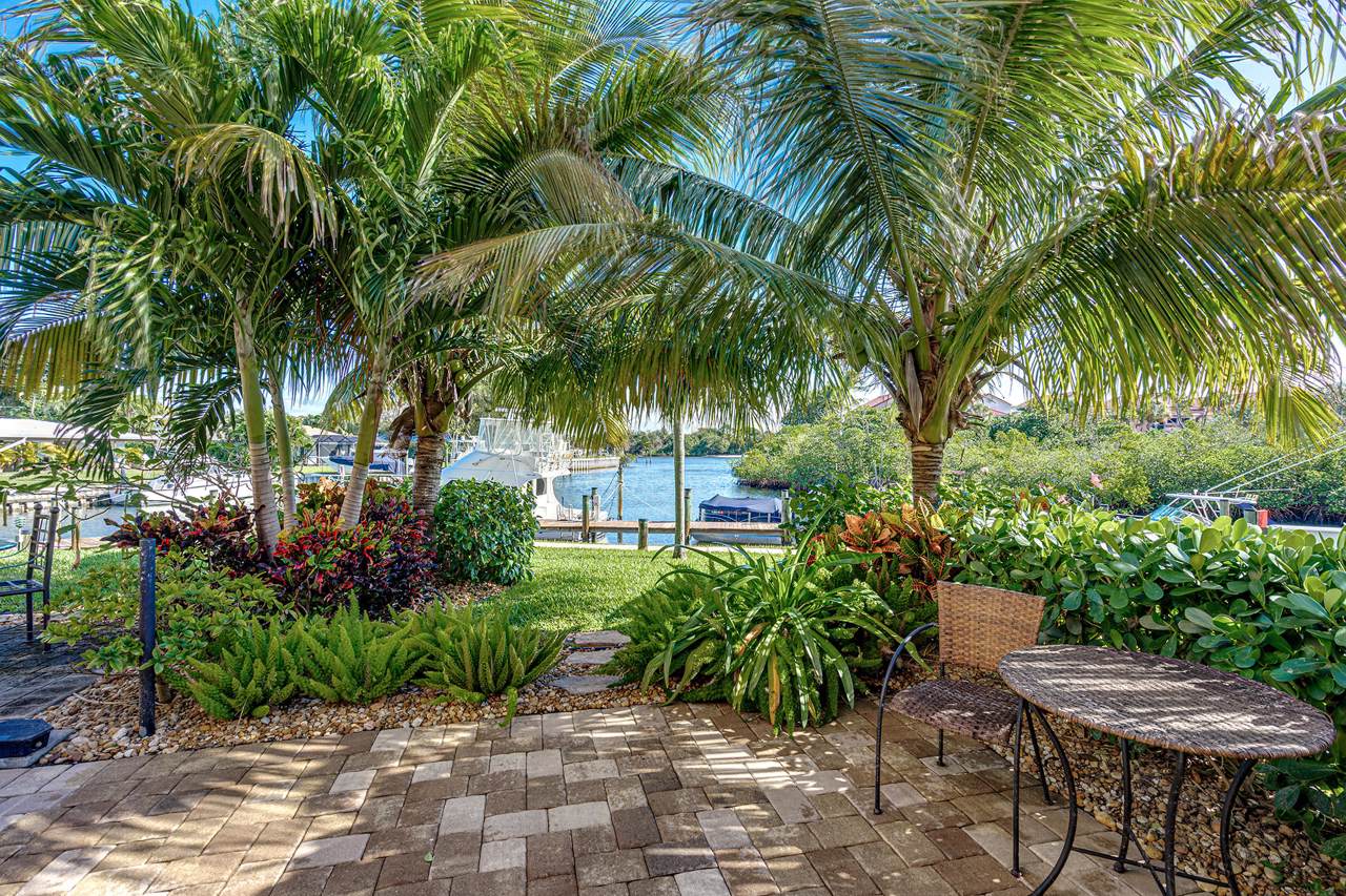 2319 Treasure Isle Drive - Photo 1