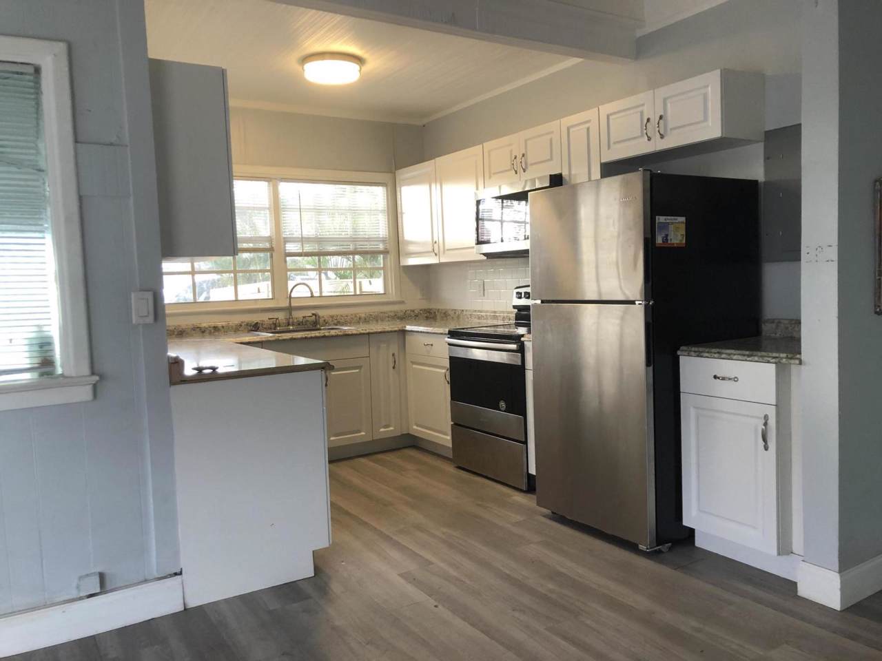 714 4th Avenue - Photo 1