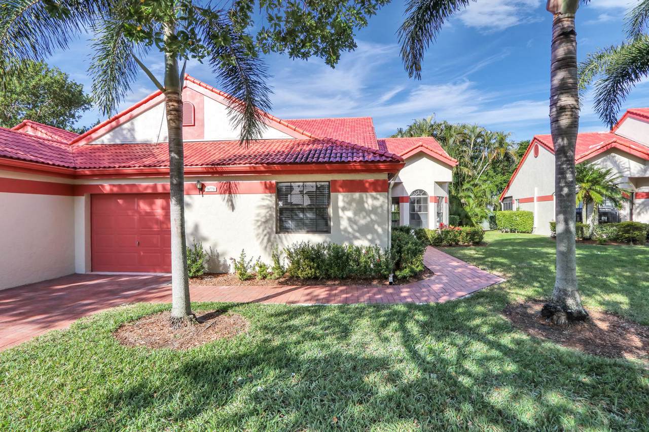 7877 Lexington Club Boulevard - Photo 1