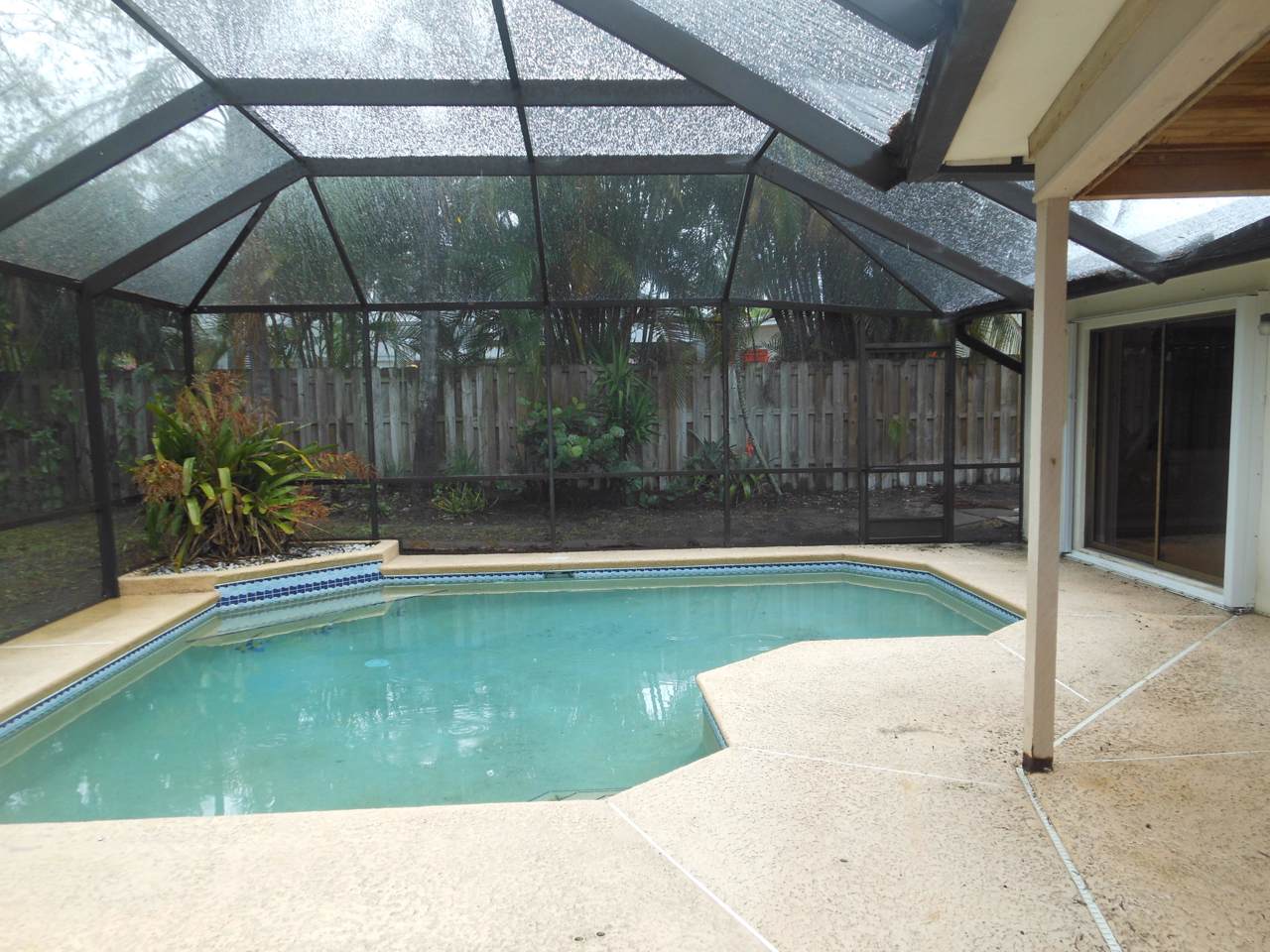 1723 25th Terrace - Photo 1