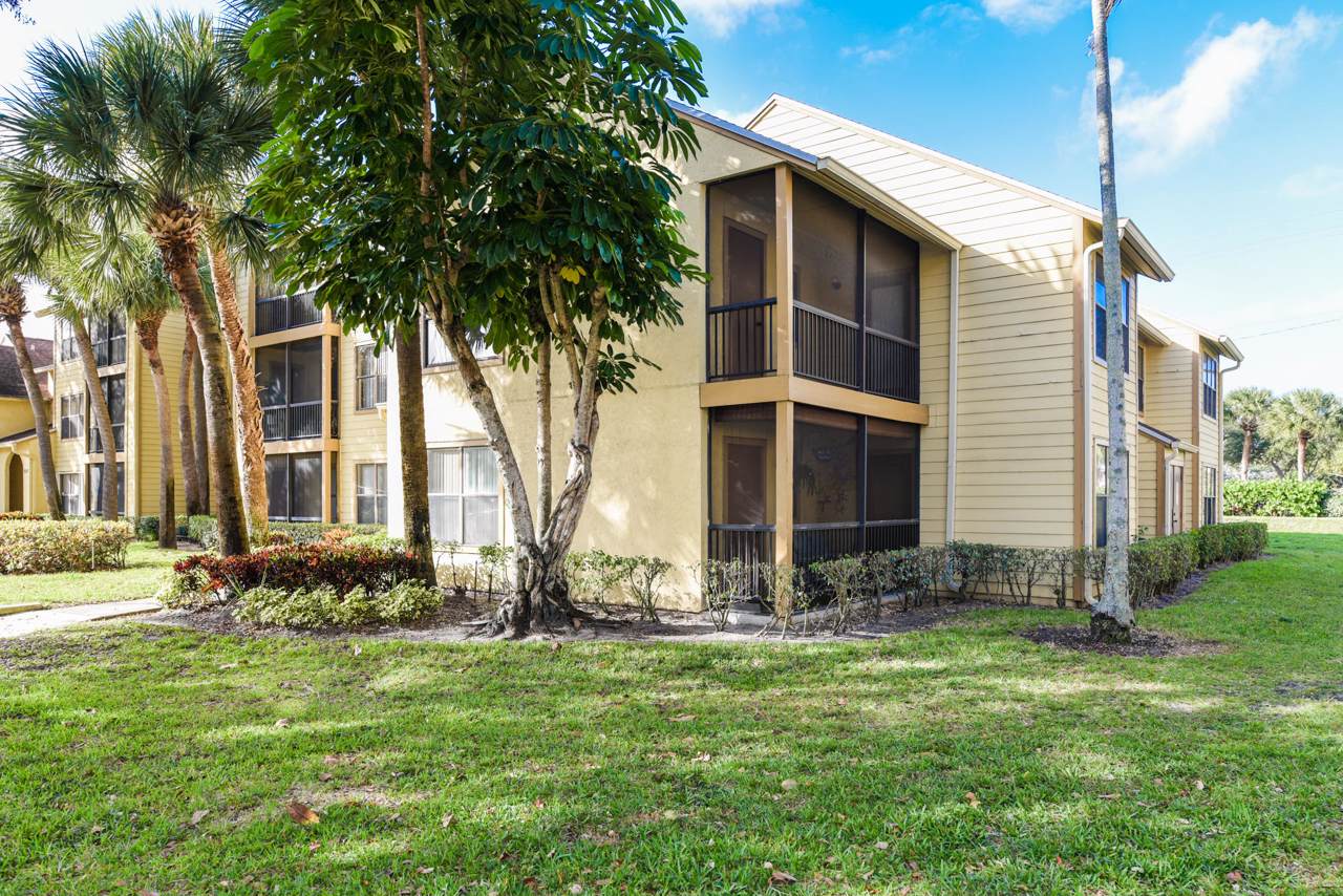 2317 Congress Avenue - Photo 1