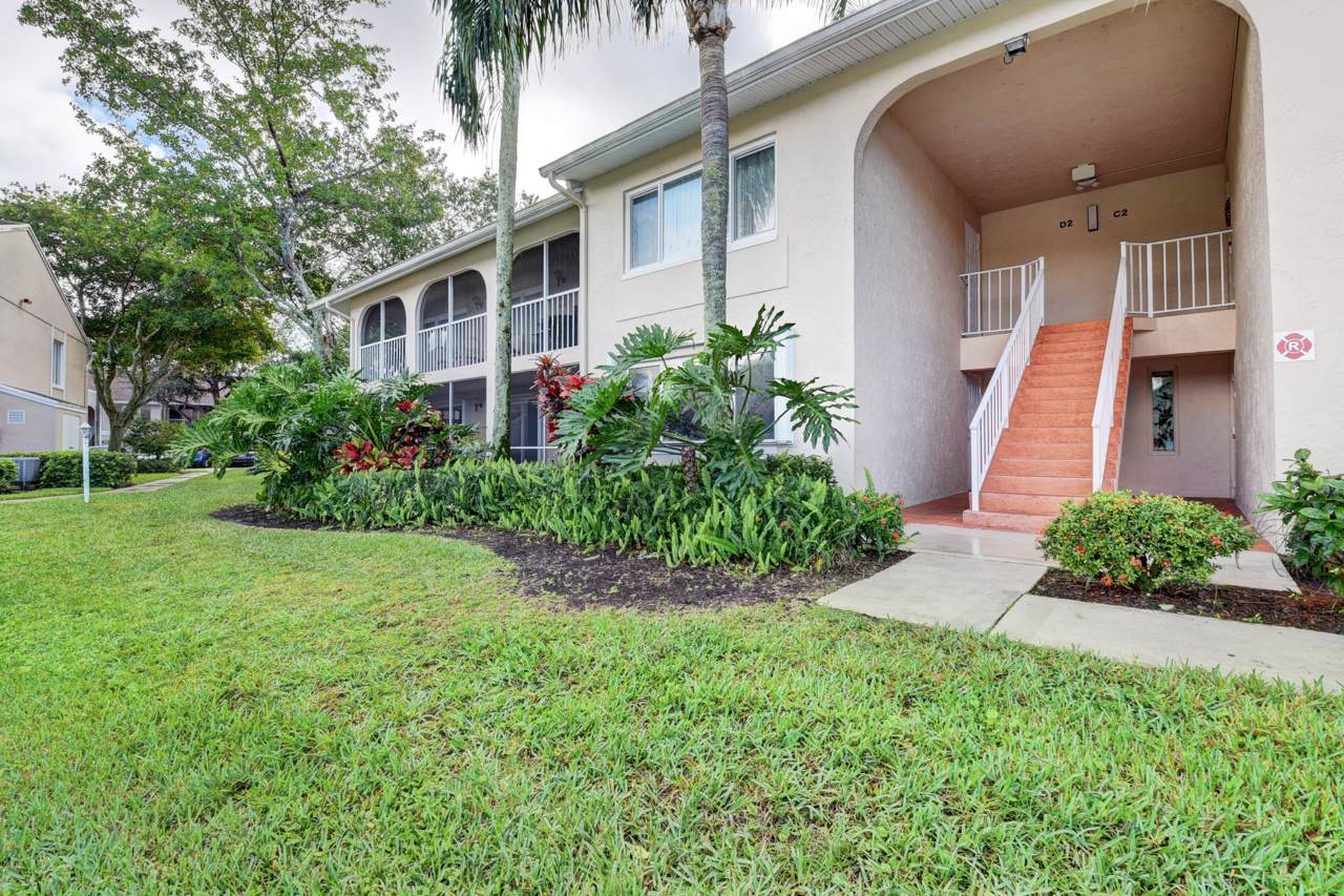 13850 Oneida Drive - Photo 1