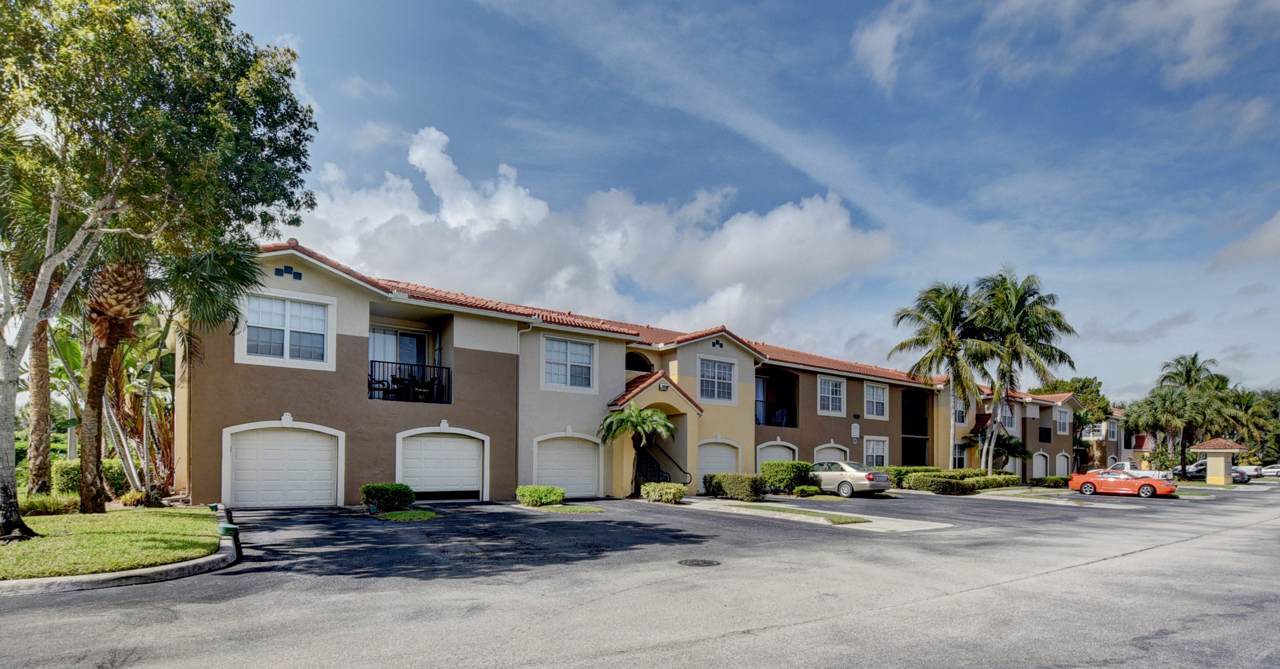 15055 Michelangelo Boulevard - Photo 1