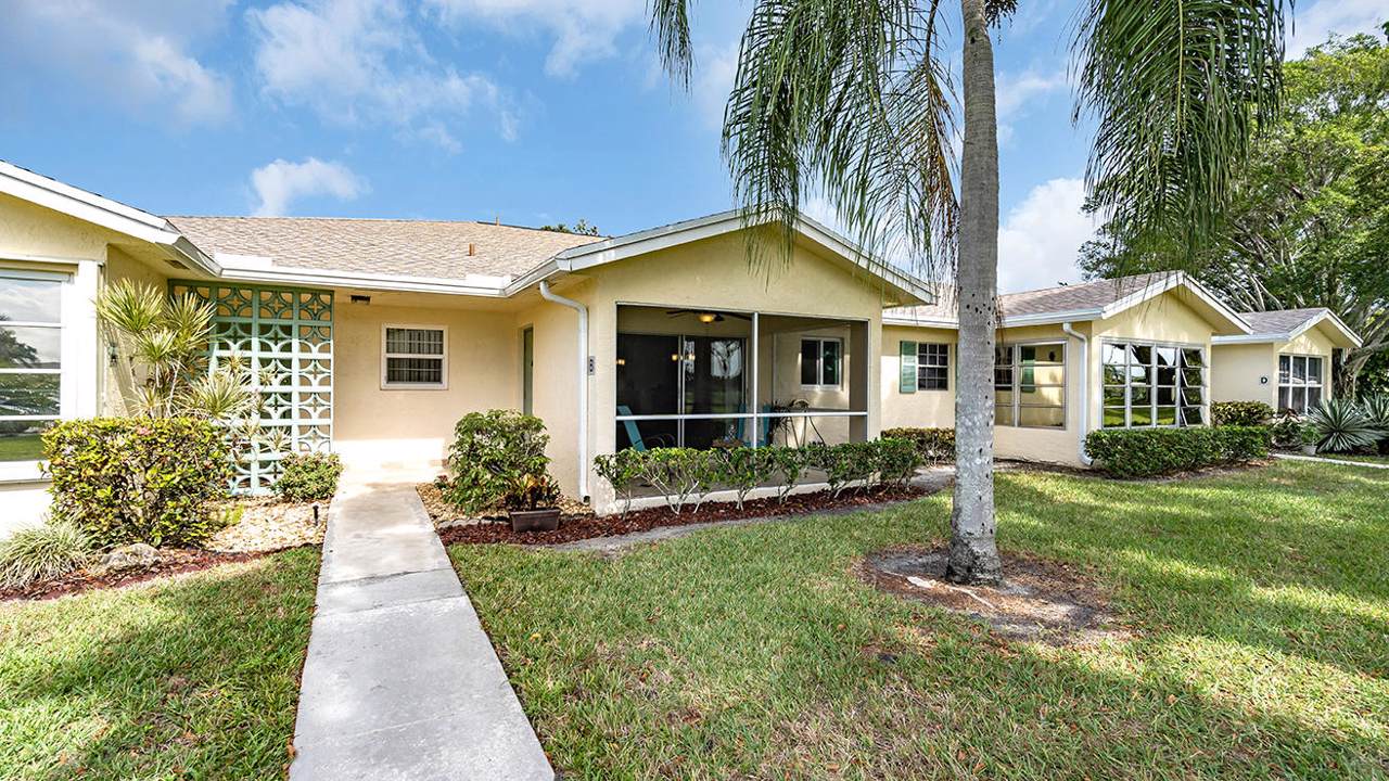 5264 Lakefront Boulevard - Photo 1 5264 Lakefront Boulevard - Photo 1