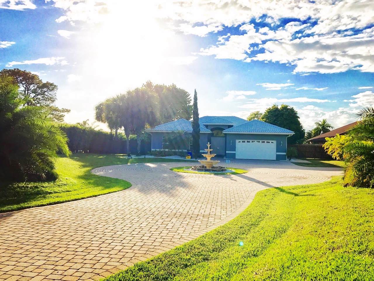 6031 Pine Drive - Photo 1