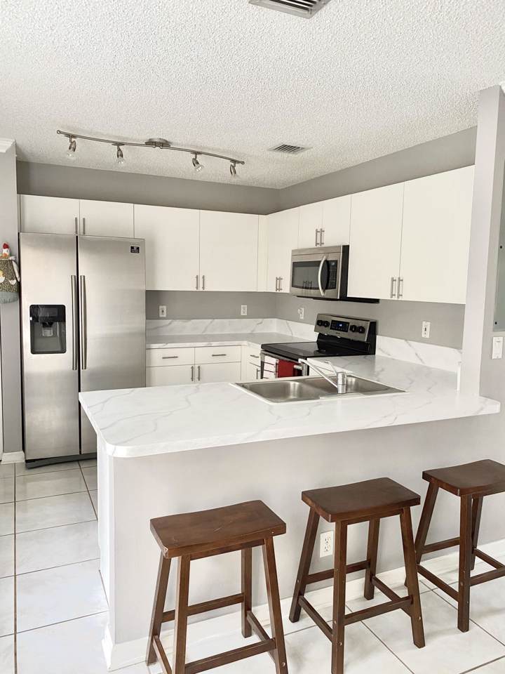 1415 48th Terrace - Photo 1