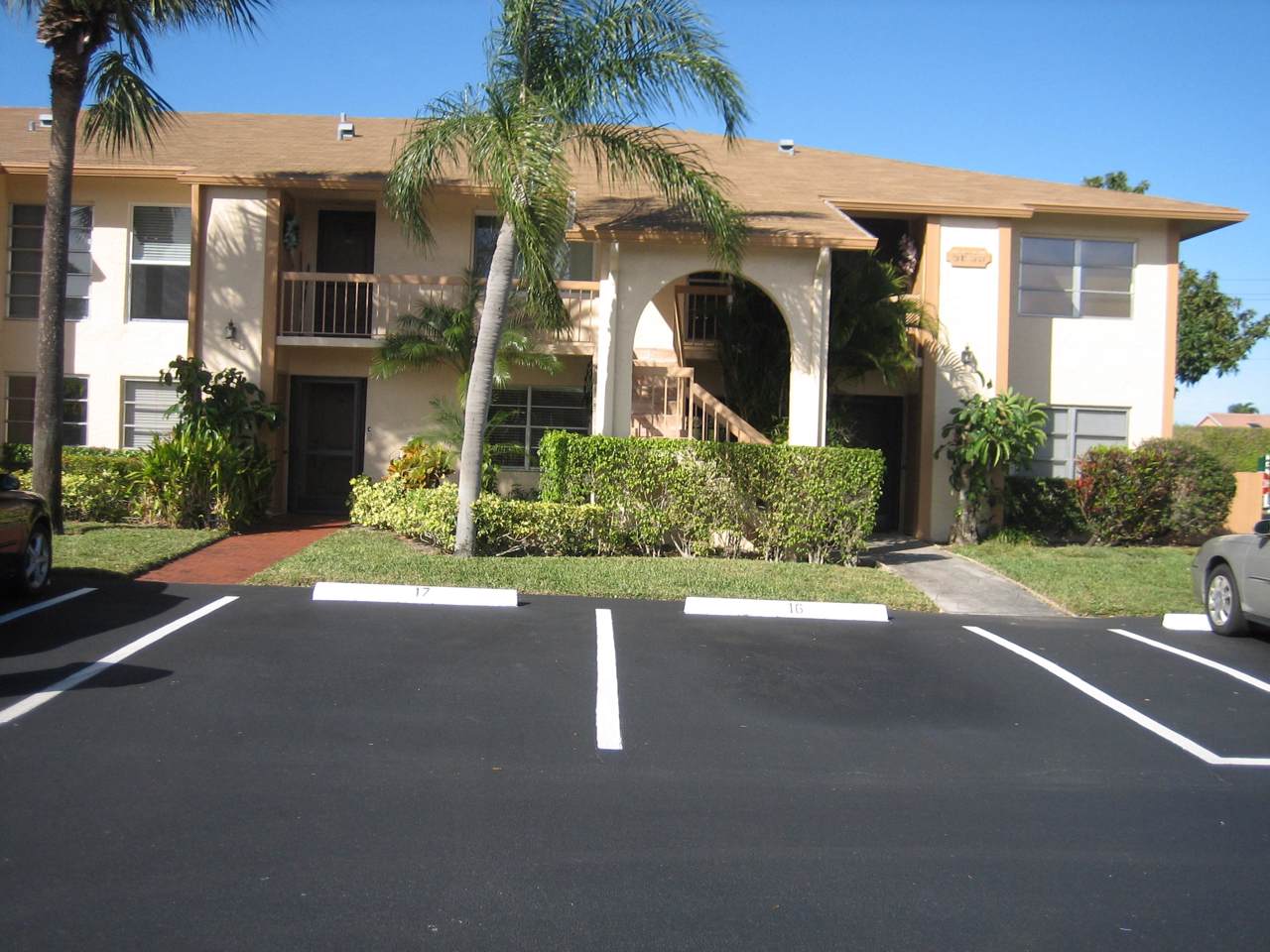 5635 Queen Palm Court - Photo 1