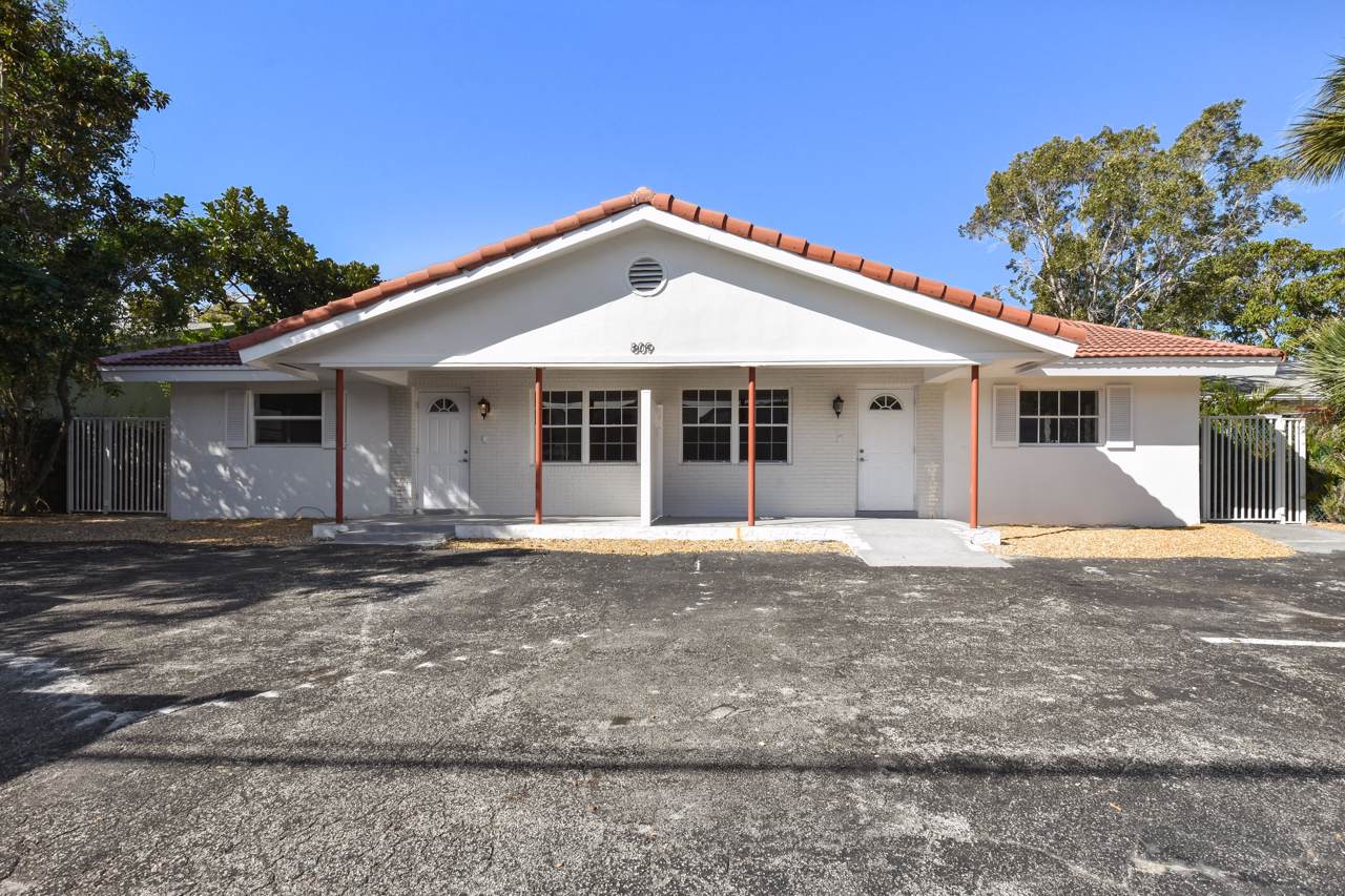 809 4th Street - Photo 1