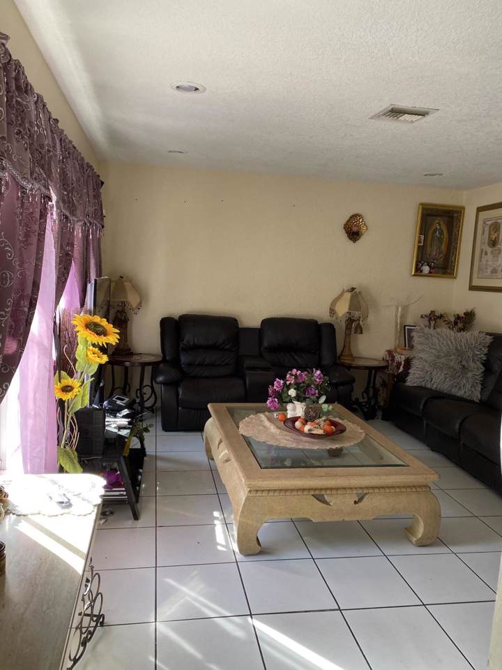 690 34th Street - Photo 1