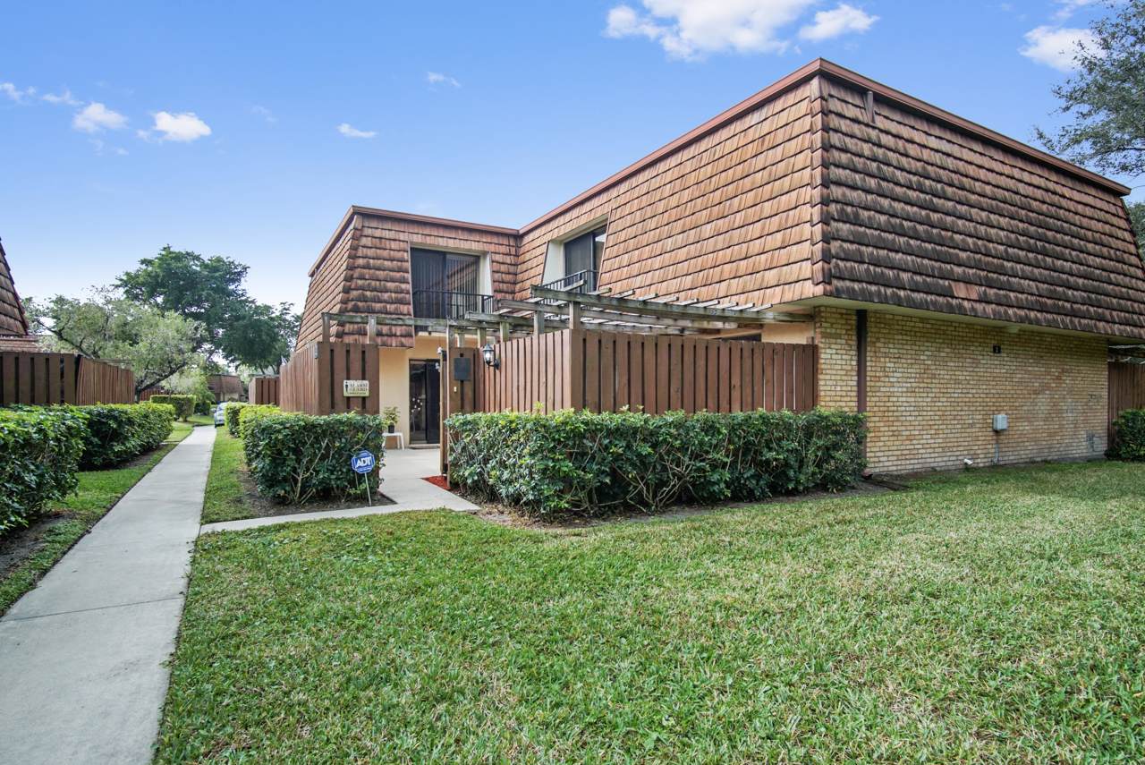 410 4th Lane - Photo 1