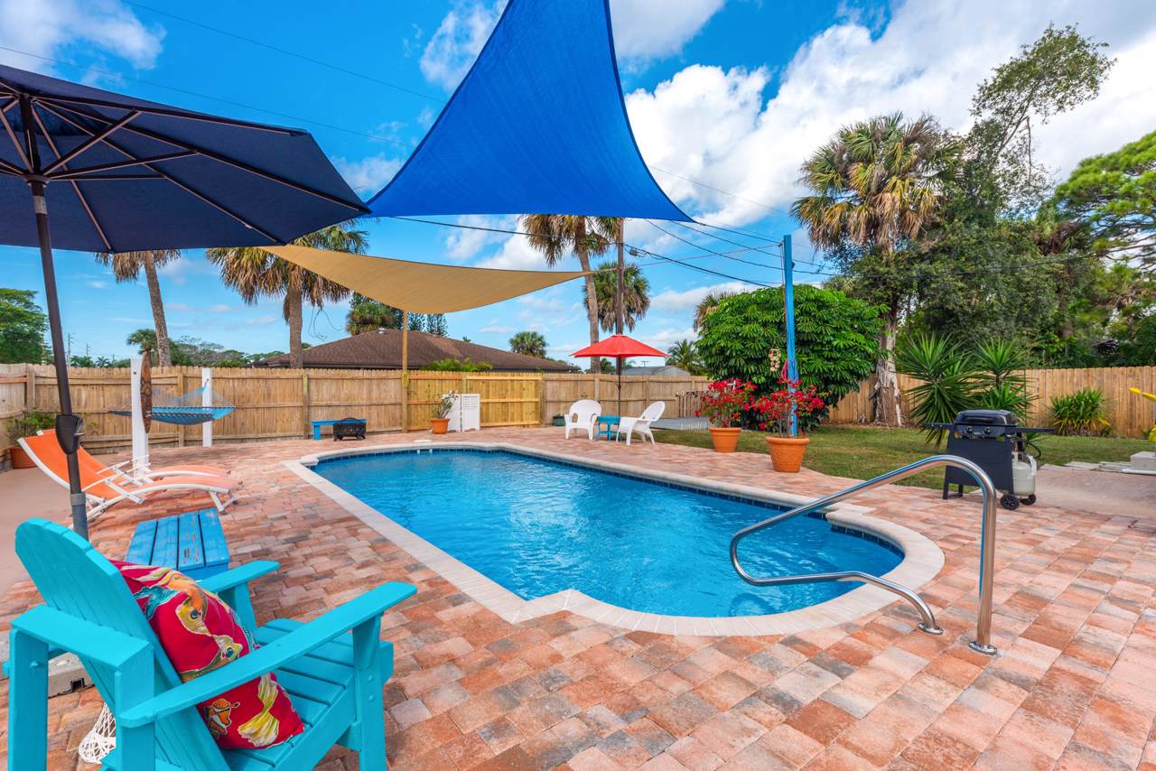 628 Dolphin Drive - Photo 1