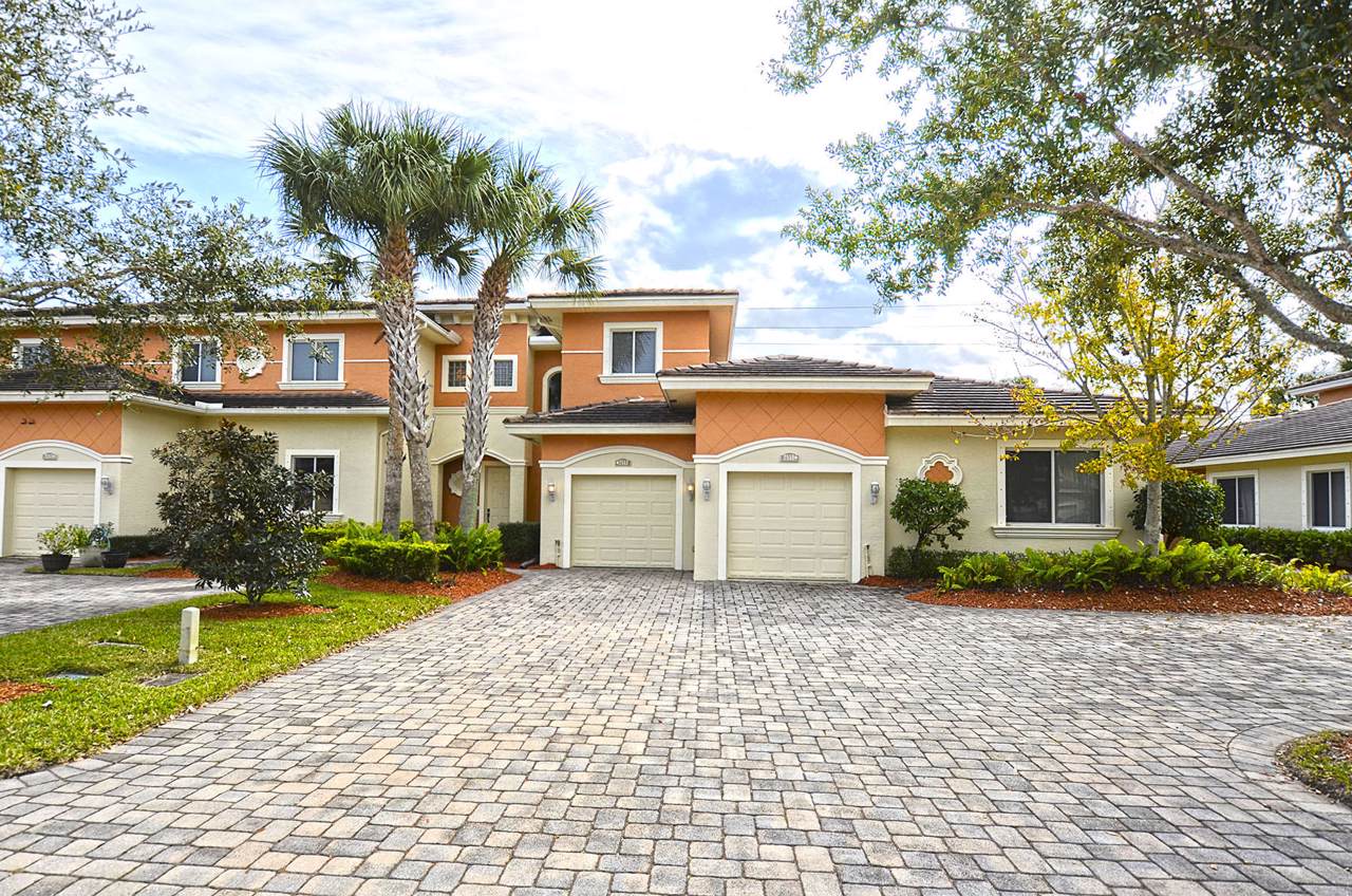 2553 Langrove Lane - Photo 1