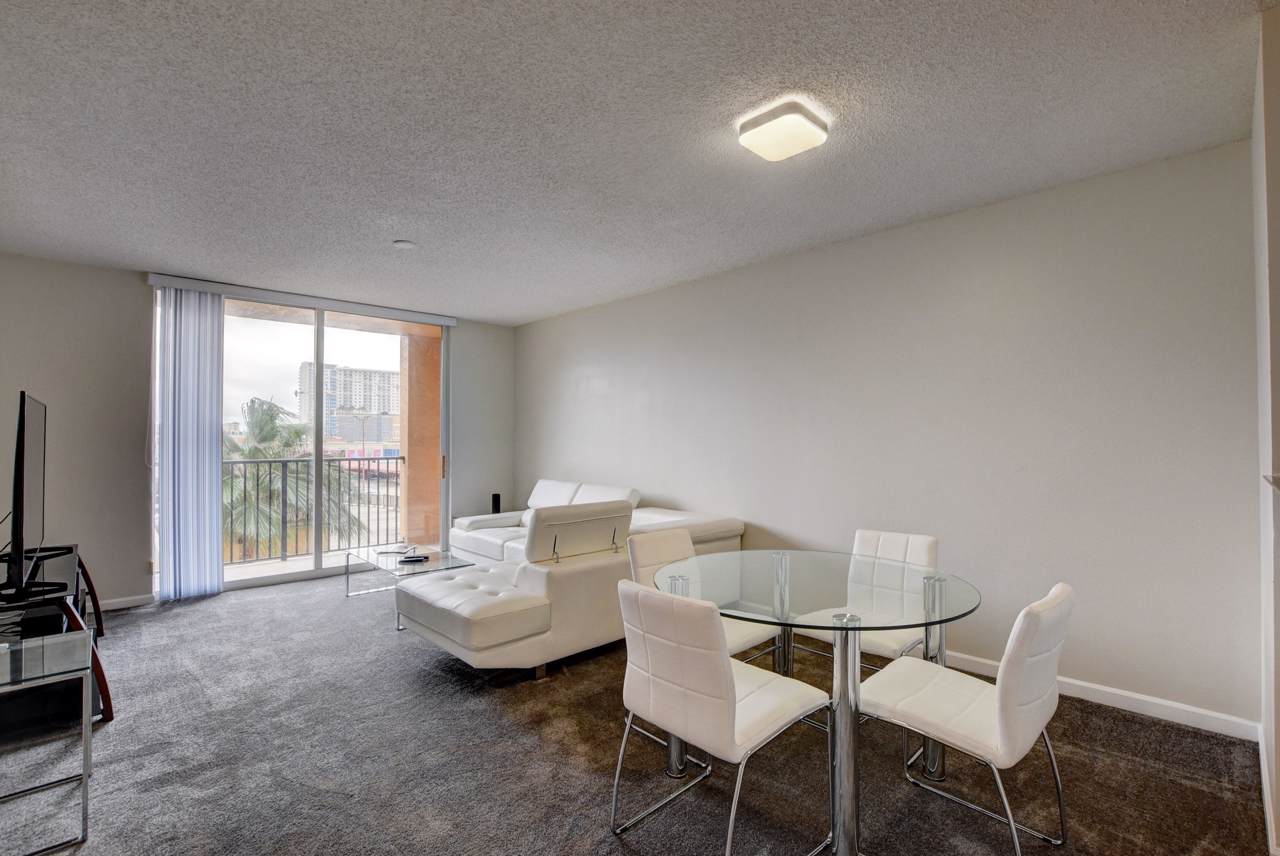 651 Okeechobee Boulevard - Photo 1