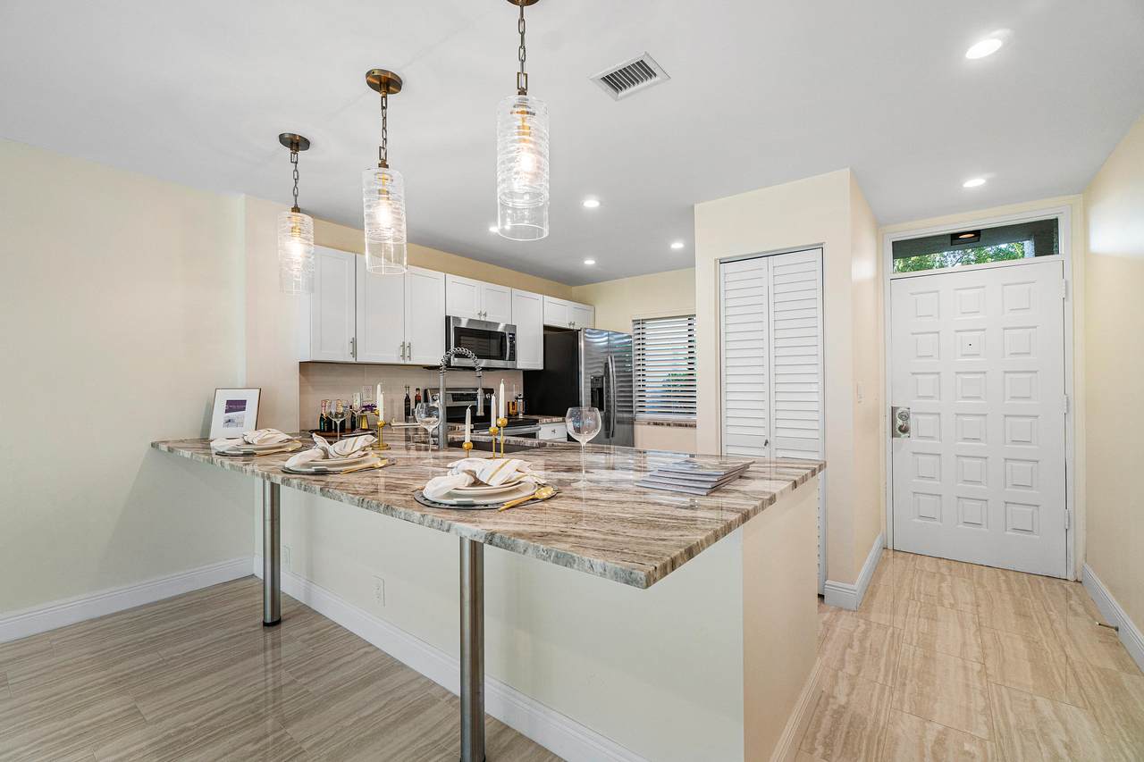 2500 Presidential Way - Photo 1