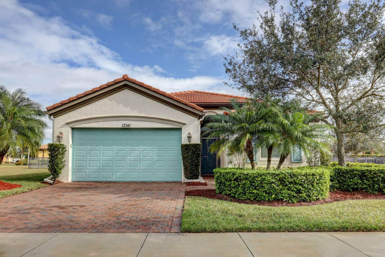 12141 Bennington Circle - Photo 1