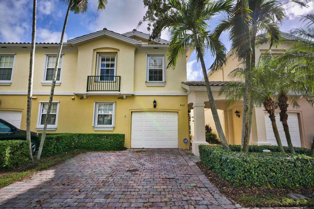 452 Capistrano Drive - Photo 1