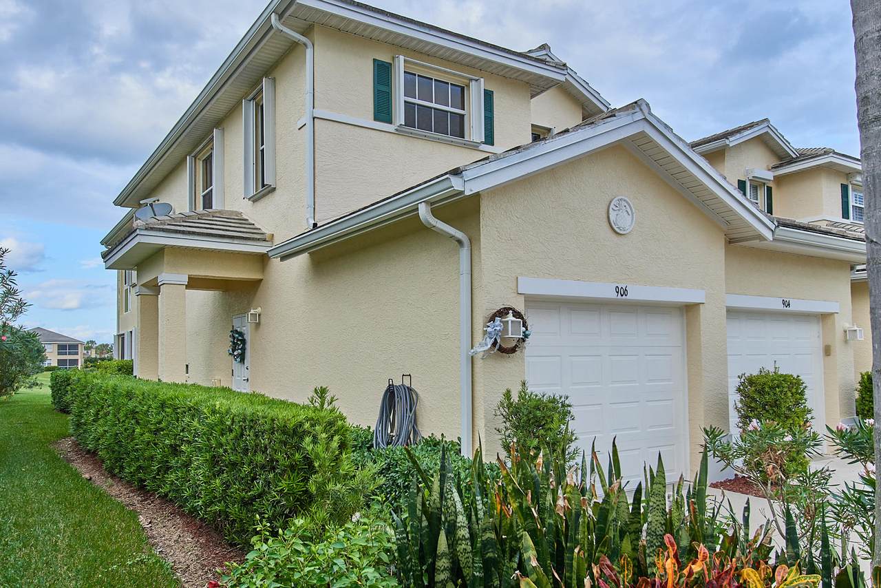906 Southstar Drive - Photo 1