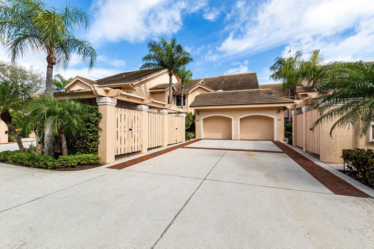 3971 Schooner Pointe Drive - Photo 1