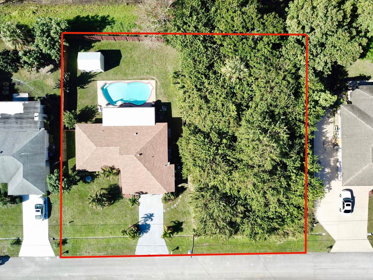 2410 Warwick Street - Photo 1