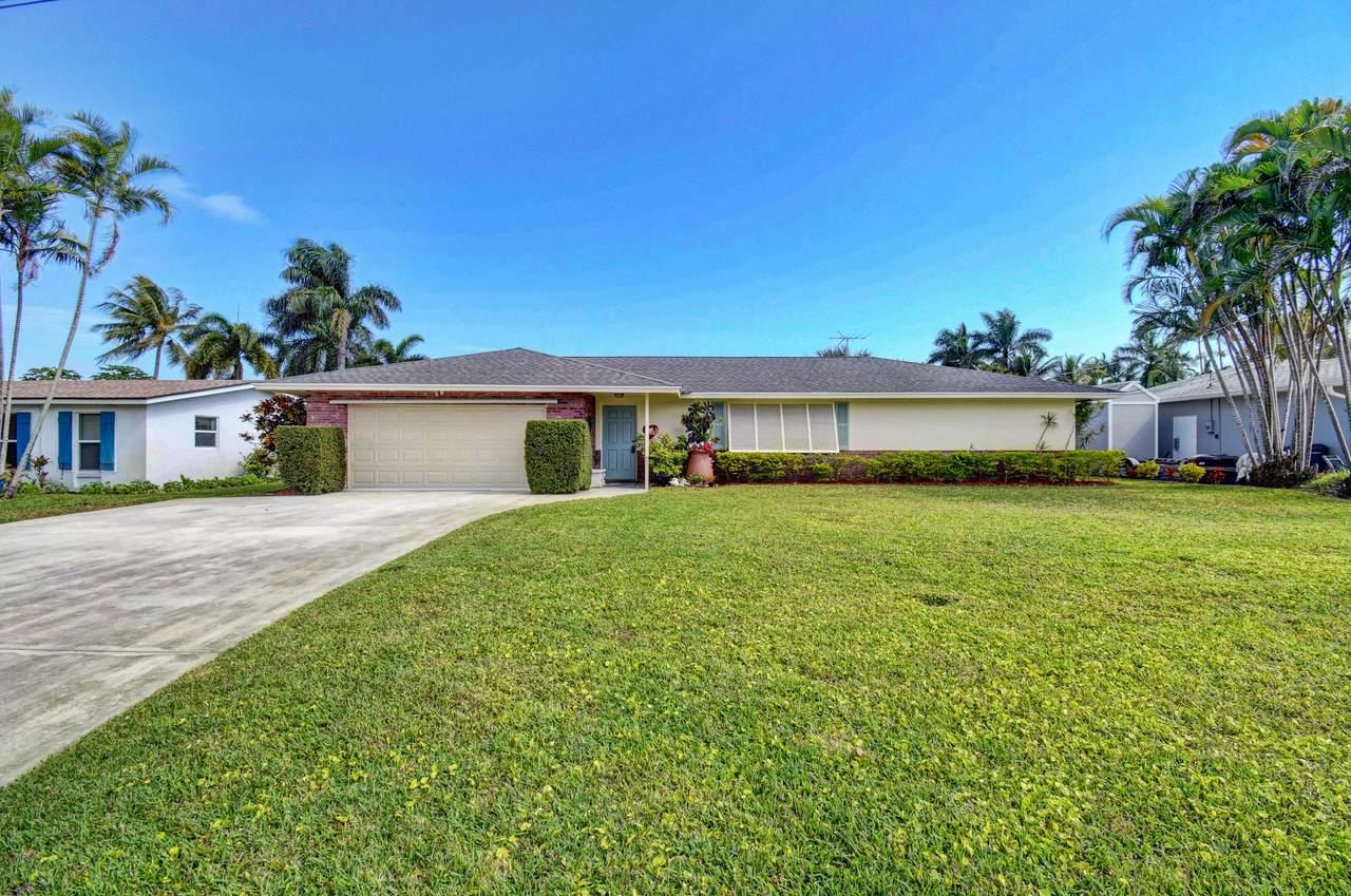 6850 Kingston Drive - Photo 1