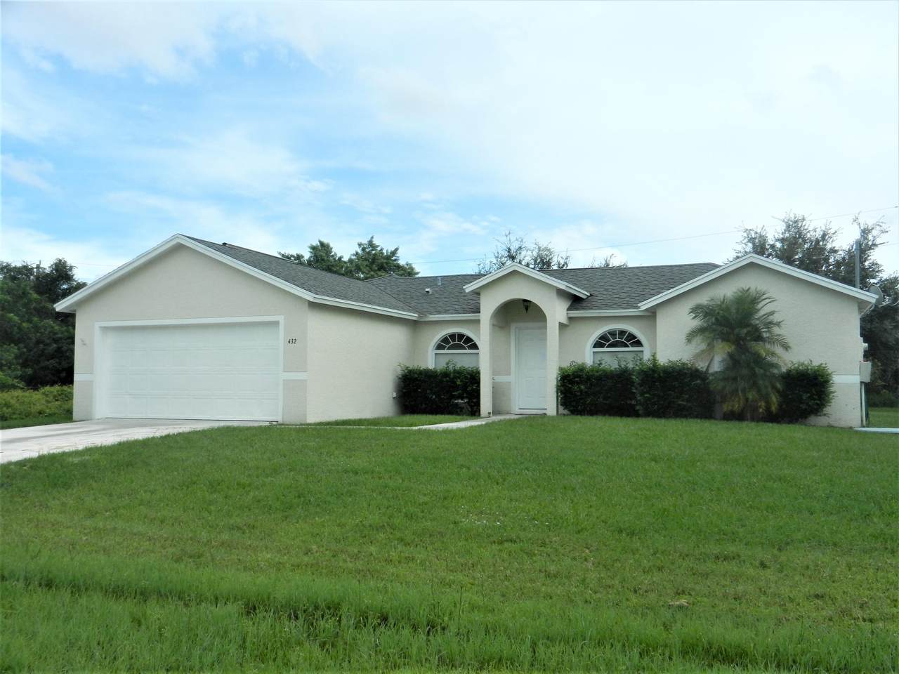 432 Prater Avenue - Photo 1