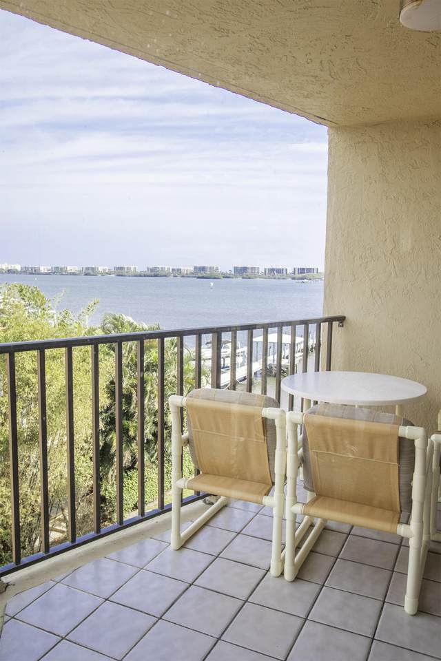 896 Federal Highway - Photo 1