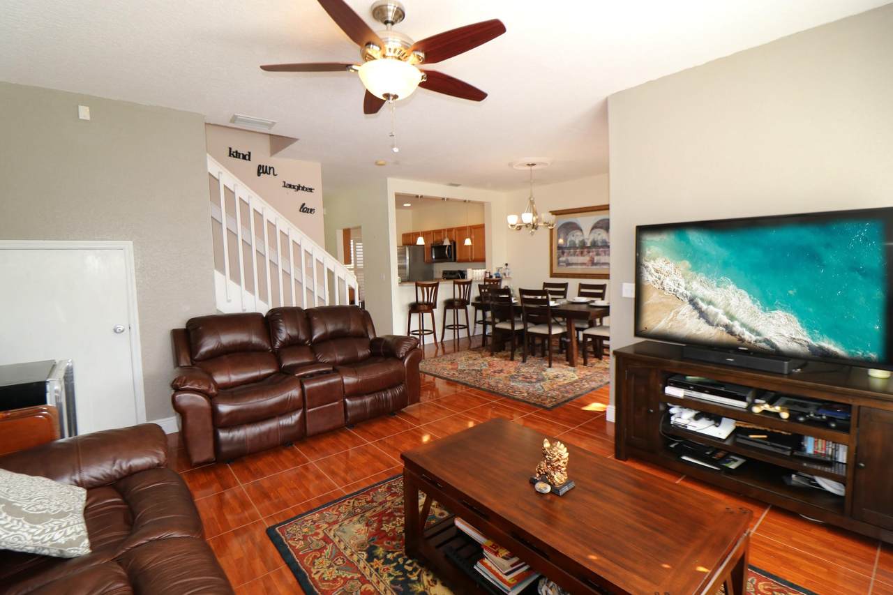 6417 Park Lake Circle - Photo 1