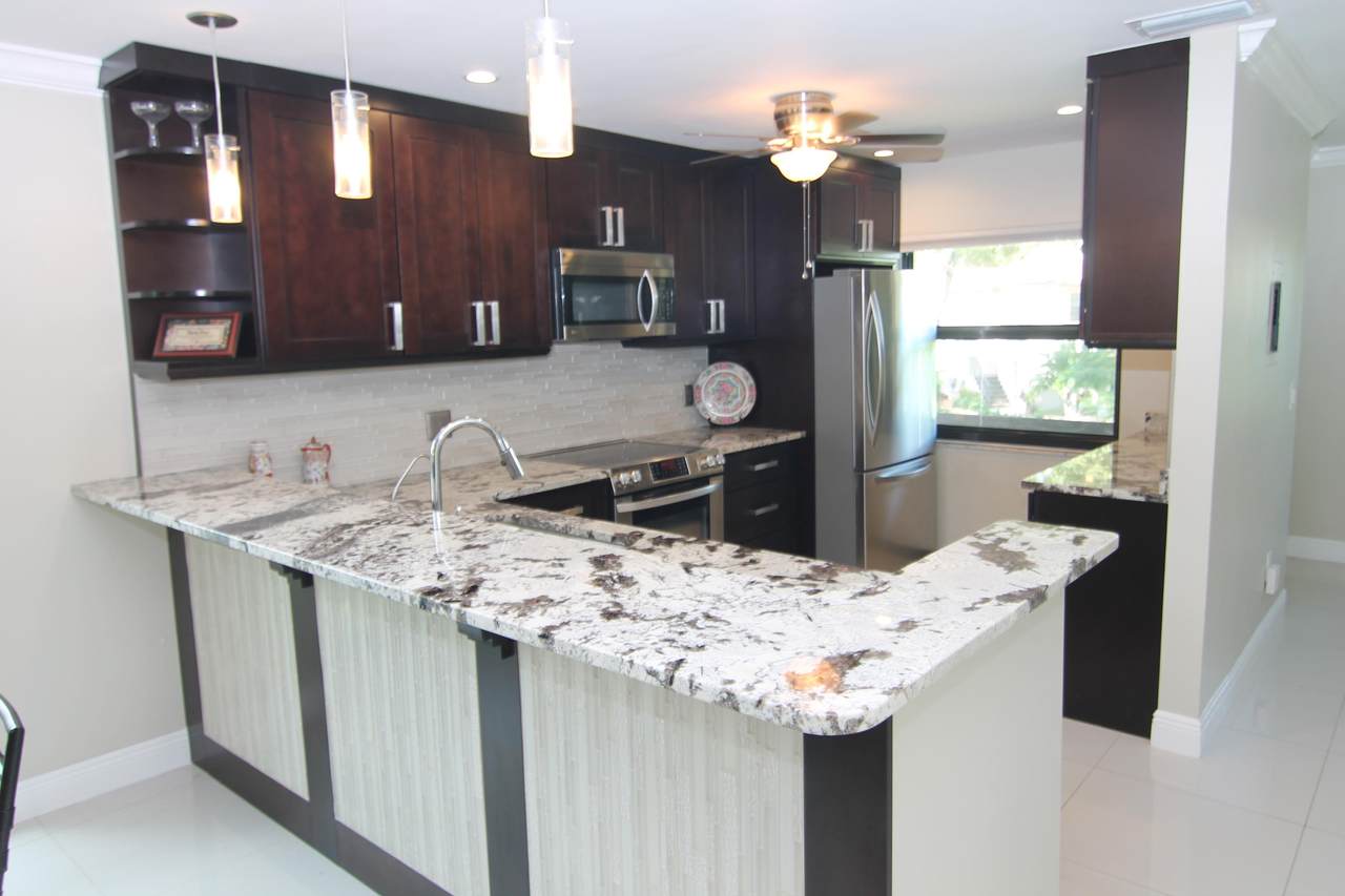 9206 Pecky Cypress Lane - Photo 1