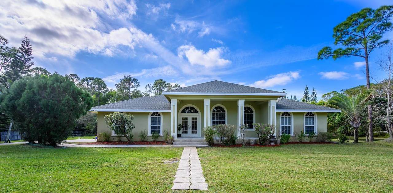 13620 49th Street - Photo 1