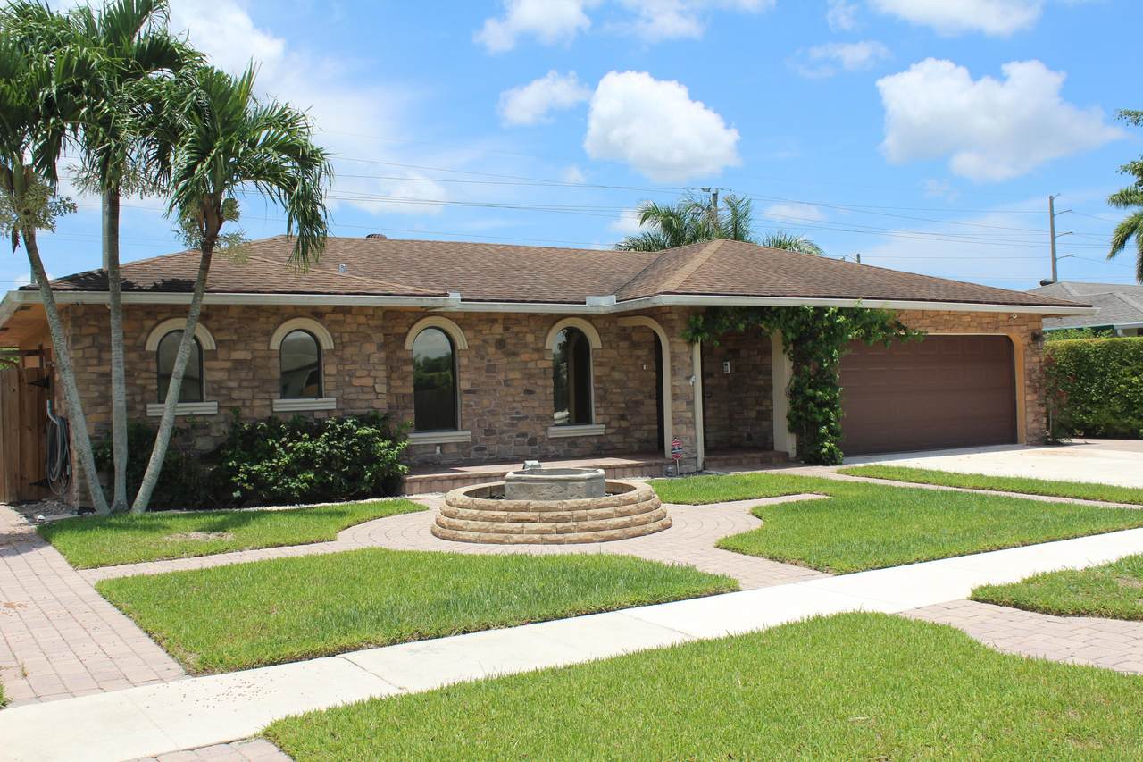 10463 Greenwich Court - Photo 1