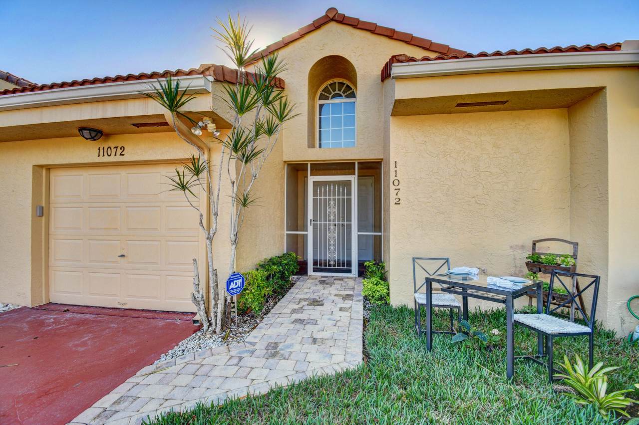 11072 Rios Road - Photo 1