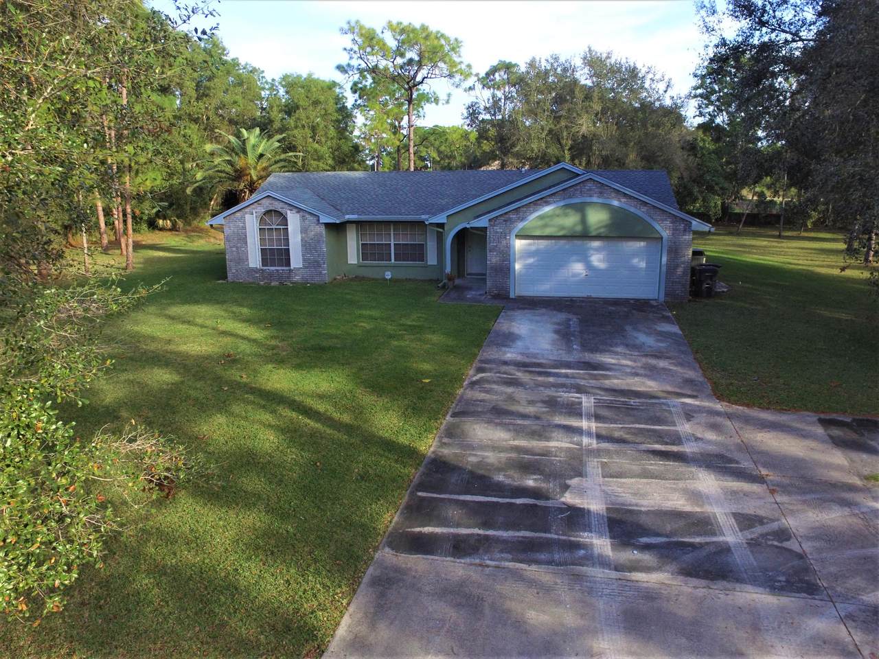 17853 92nd Lane - Photo 1