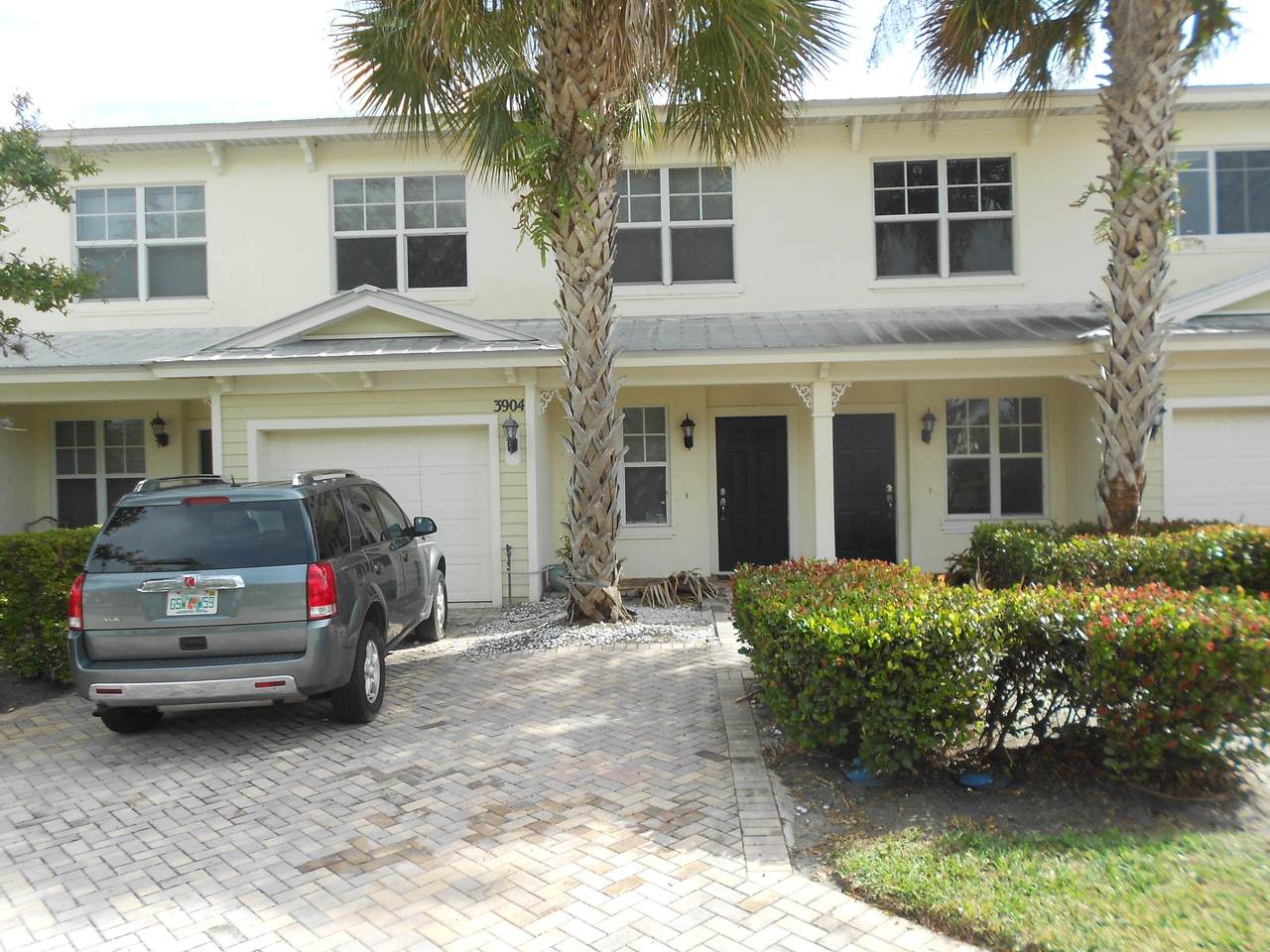 3902 Sabal Way - Photo 1