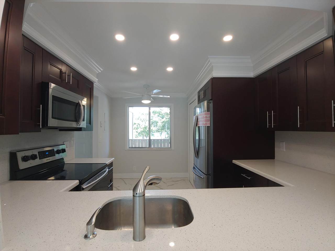 7286 Huntington Lane - Photo 1