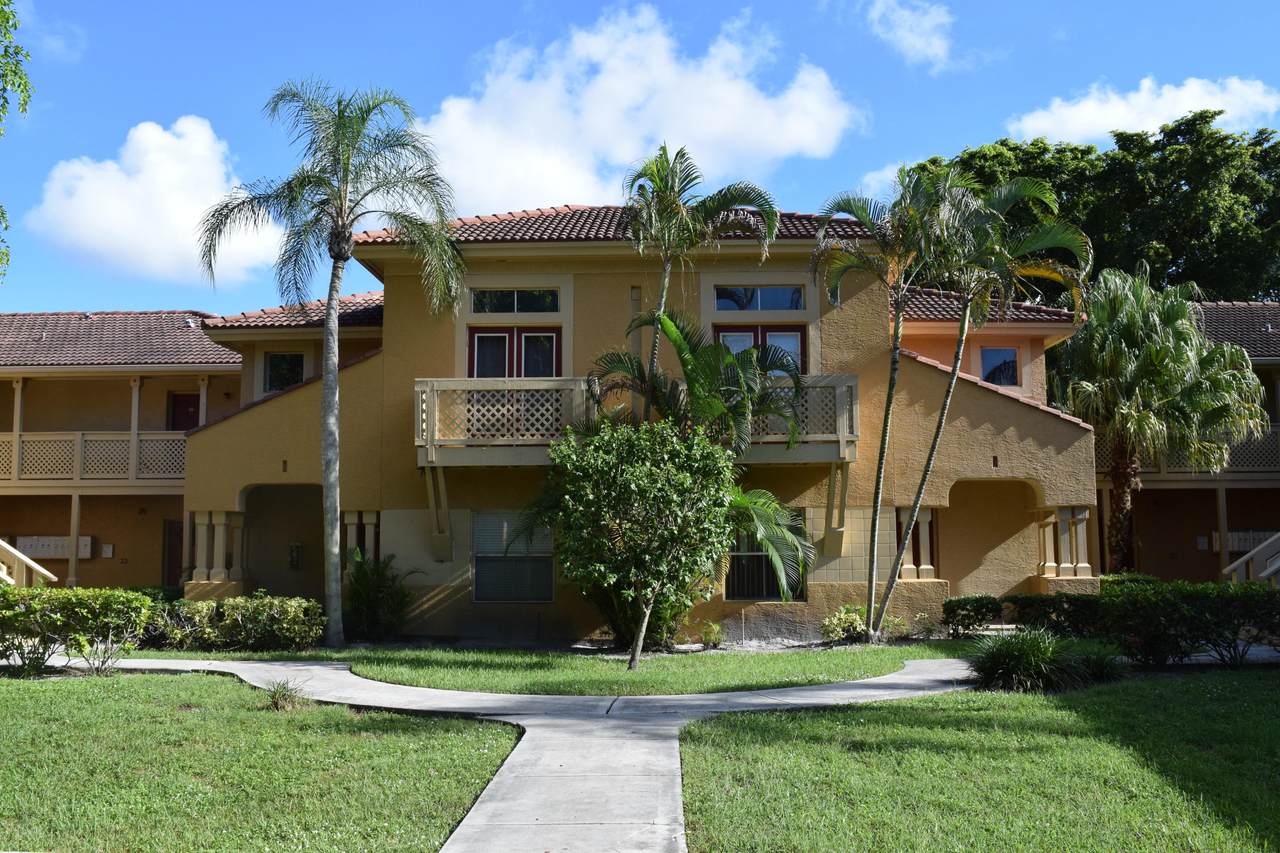 4751 Via Palm Lakes - Photo 1