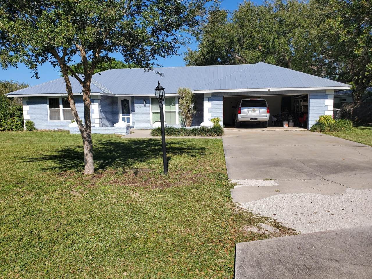 404 21st Street - Photo 1
