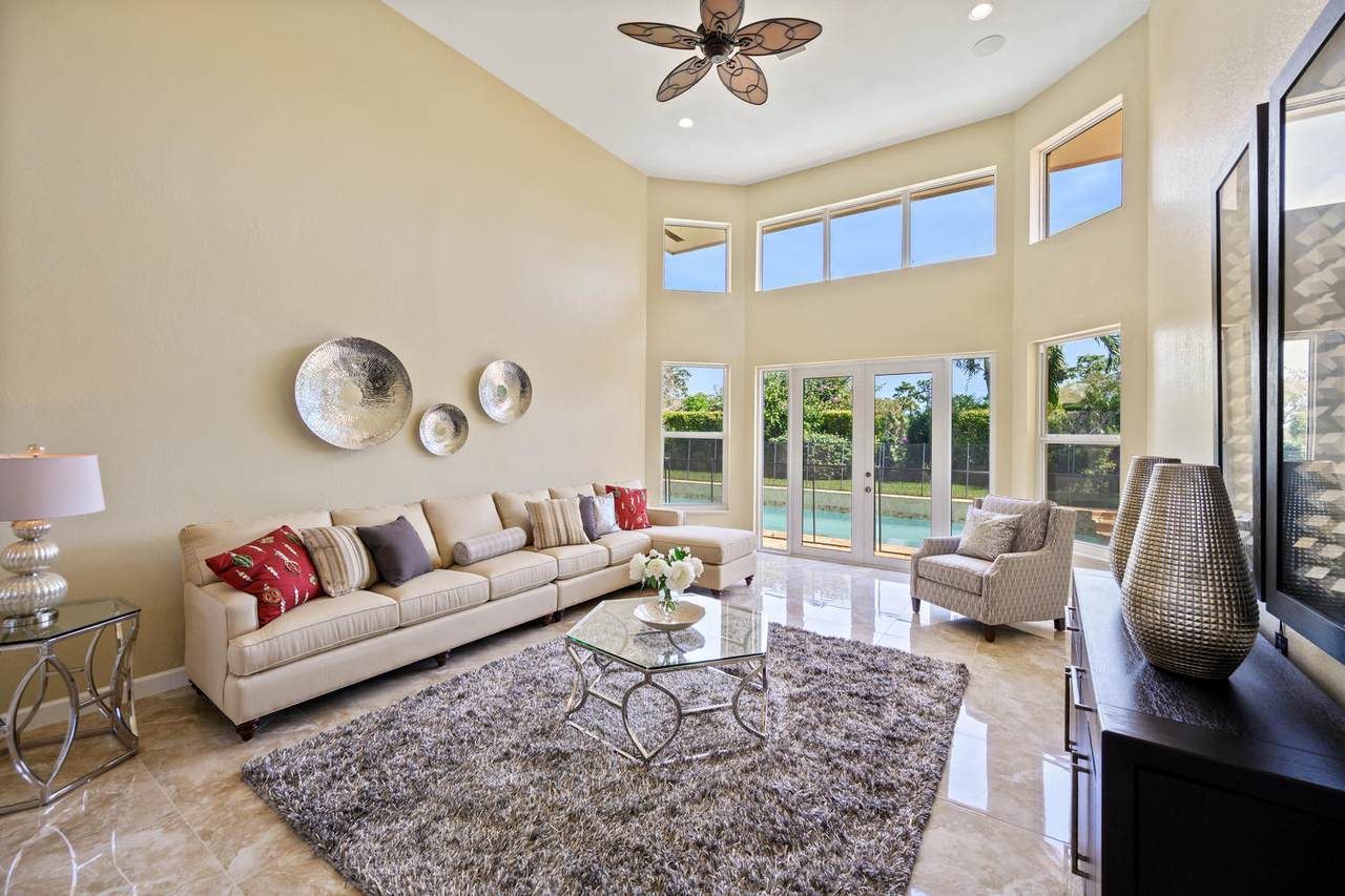 4064 Gleneagle Circle - Photo 1