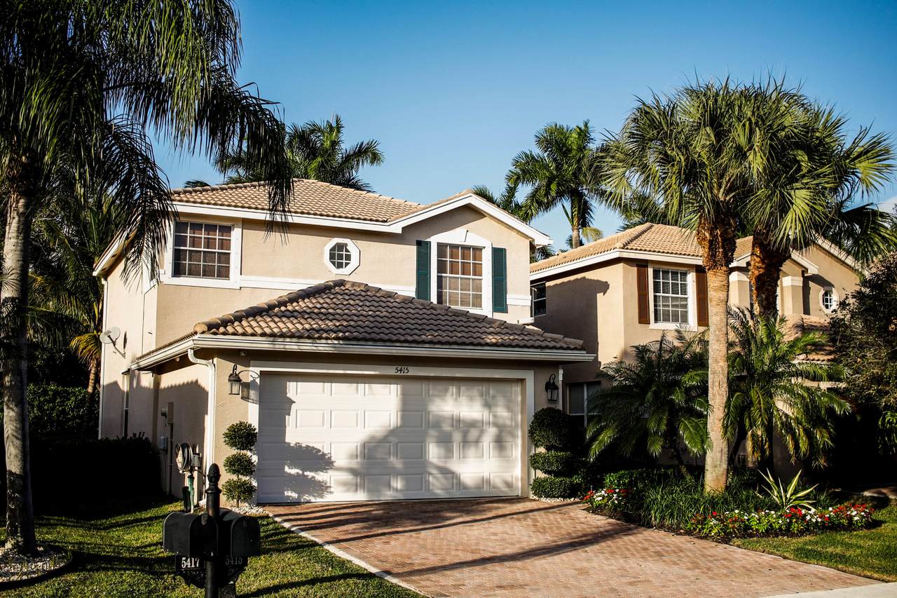 5415 Sealine Boulevard - Photo 1